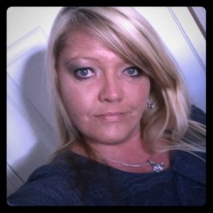 Meet your Posher, Marcie!!